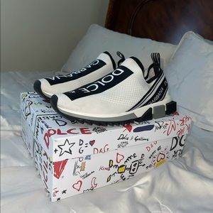 Wore them a few times they are just a little dirty and yes i have the insole